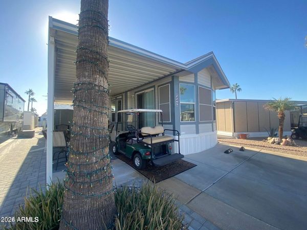 2205 W KLAMATH Avenue, Unit 205, Apache Junction, AZ 85119