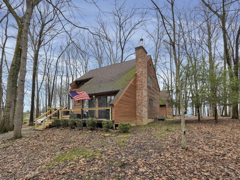 592 Catawba Court, Sugar Grove, OH 43155 Photo 3