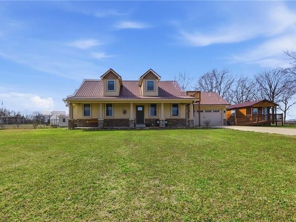 29990B S 2725 Road, Sheldon, MO 64784