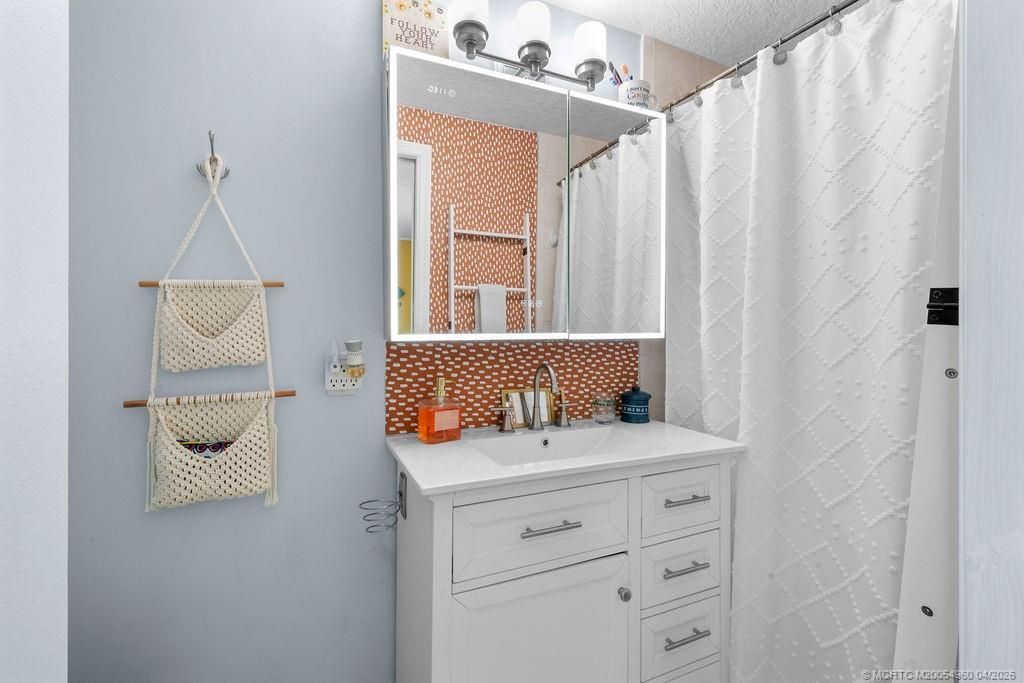 517 SW South Carolina Drive, Stuart, FL 34994 Photo