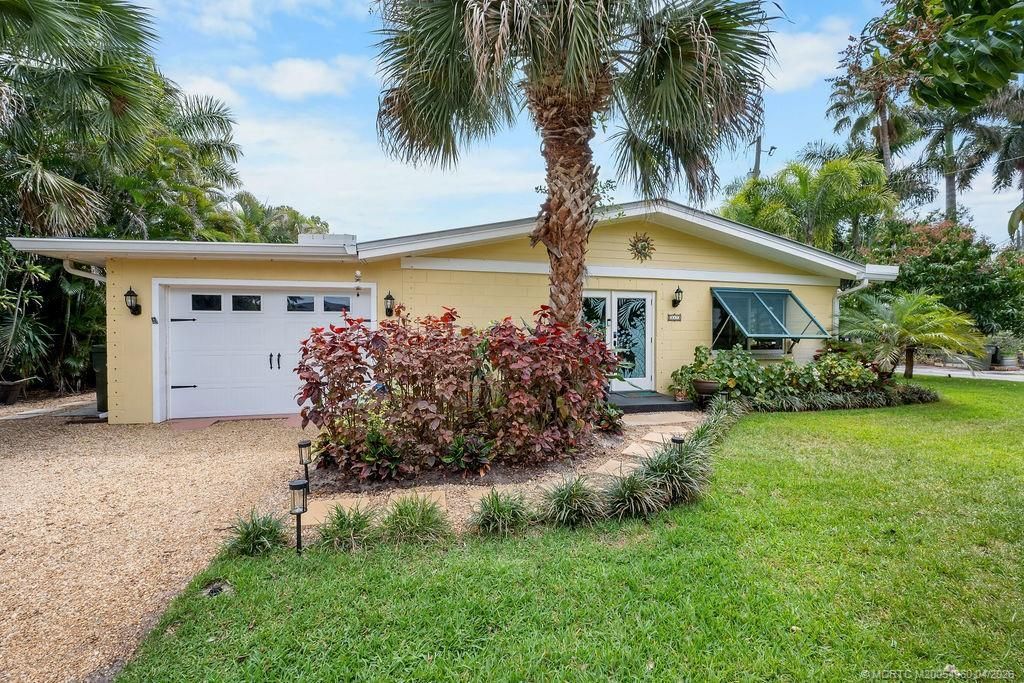 517 SW South Carolina Drive, Stuart, FL 34994 Photo