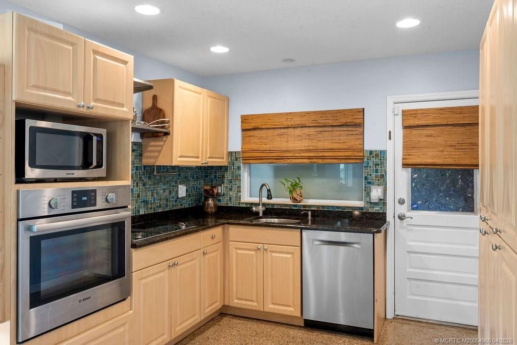 517 SW South Carolina Drive, Stuart, FL 34994 Photo