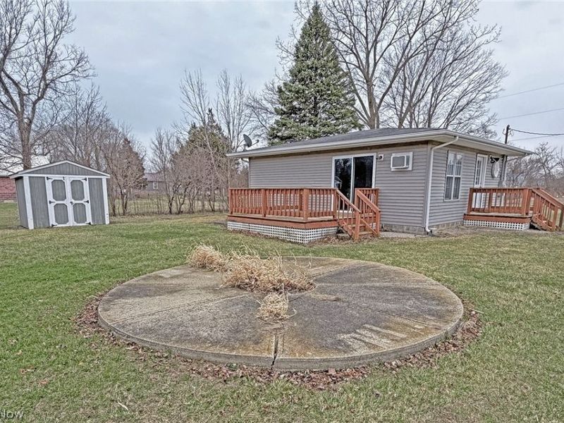 211 Orchard Lane, Kelleys Island, OH 43438 Photo 11