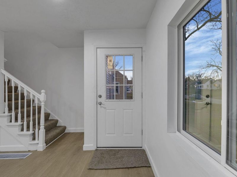 1575 Vendome Drive S, Columbus, OH 43219 Photo 5