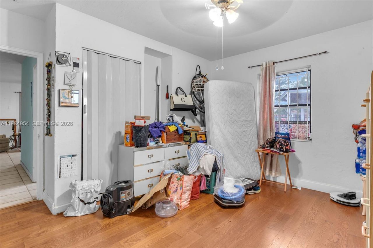 2490 NW 59th St, Miami, FL 33142 Photo