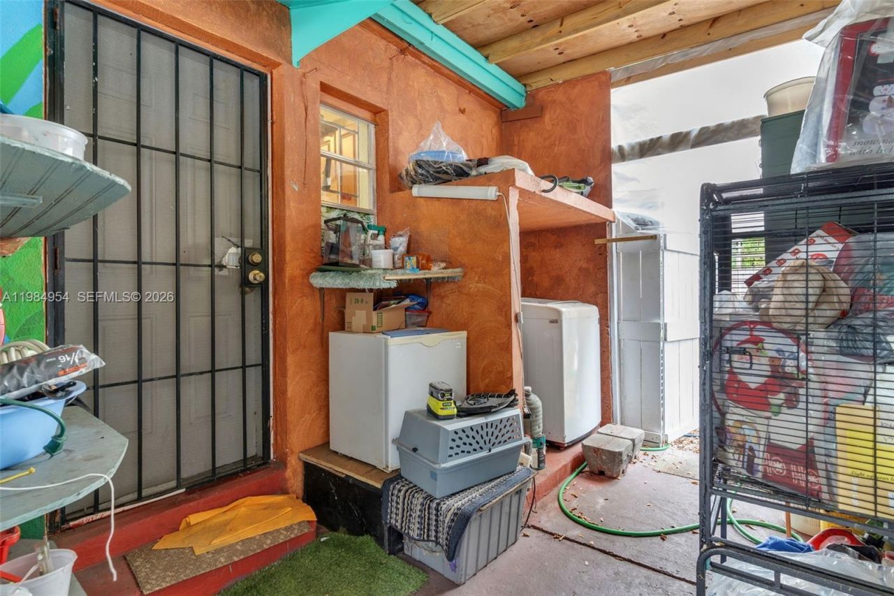 2490 NW 59th St, Miami, FL 33142 Photo