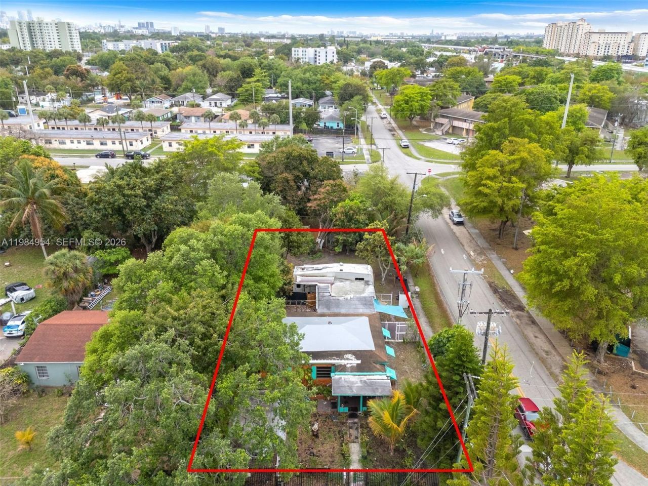 2490 NW 59th St, Miami, FL 33142 Photo