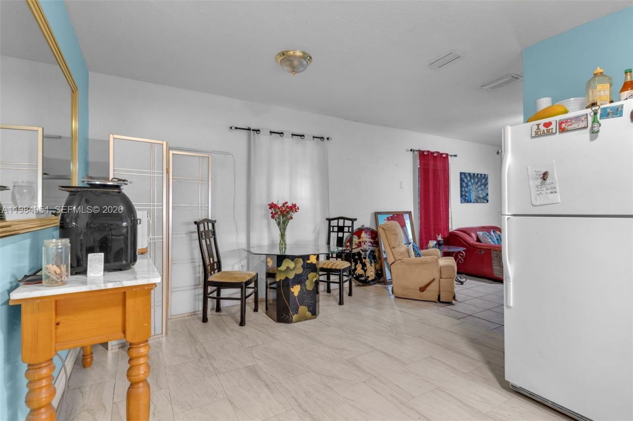 2490 NW 59th St, Miami, FL 33142 Photo