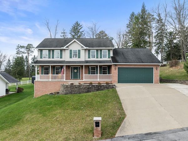 120 Ash Circle, Wheeling, WV 26003