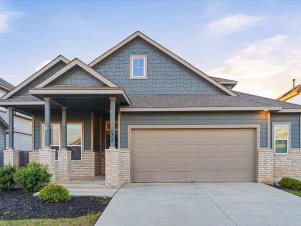 172 Biscayne DR , Kyle, TX 78640