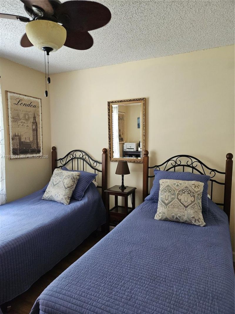 608 Waterside Dr , Unit 608, Hypoluxo, FL 33462 Photo