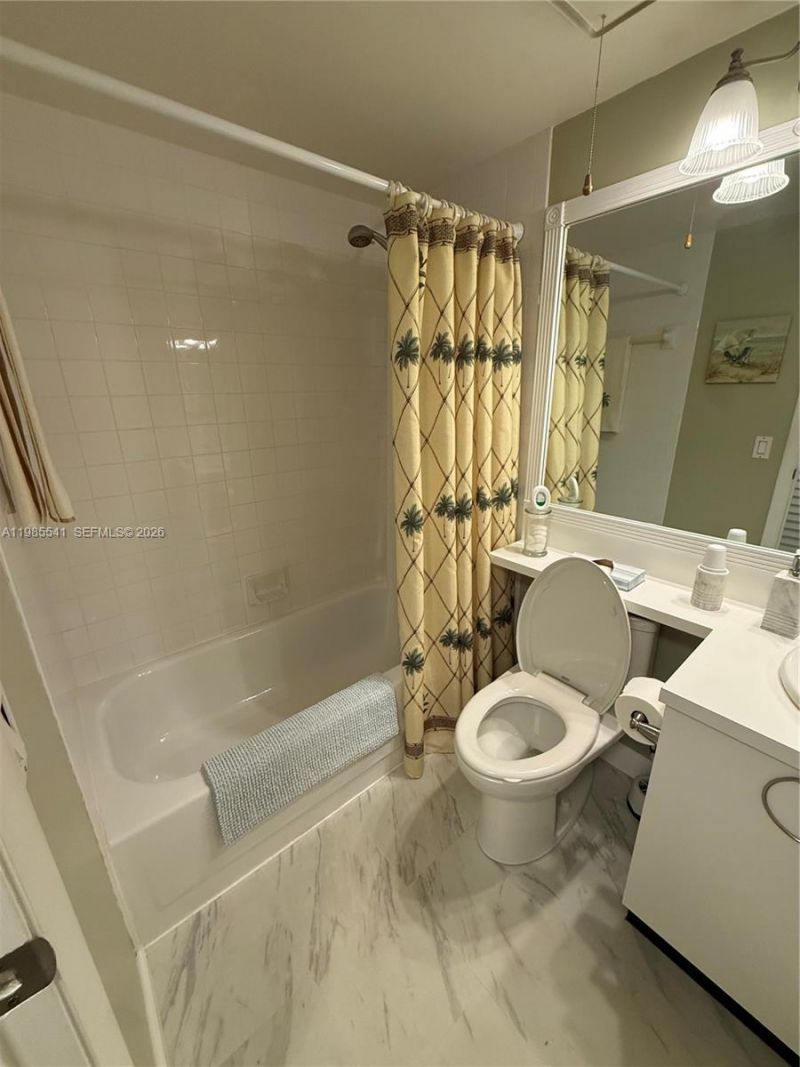 608 Waterside Dr , Unit 608, Hypoluxo, FL 33462 Photo