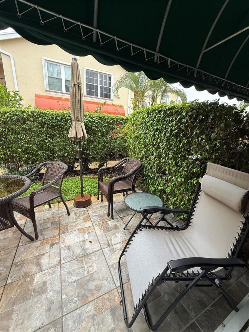 608 Waterside Dr , Unit 608, Hypoluxo, FL 33462 Photo