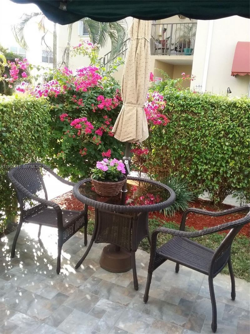 608 Waterside Dr , Unit 608, Hypoluxo, FL 33462 Photo