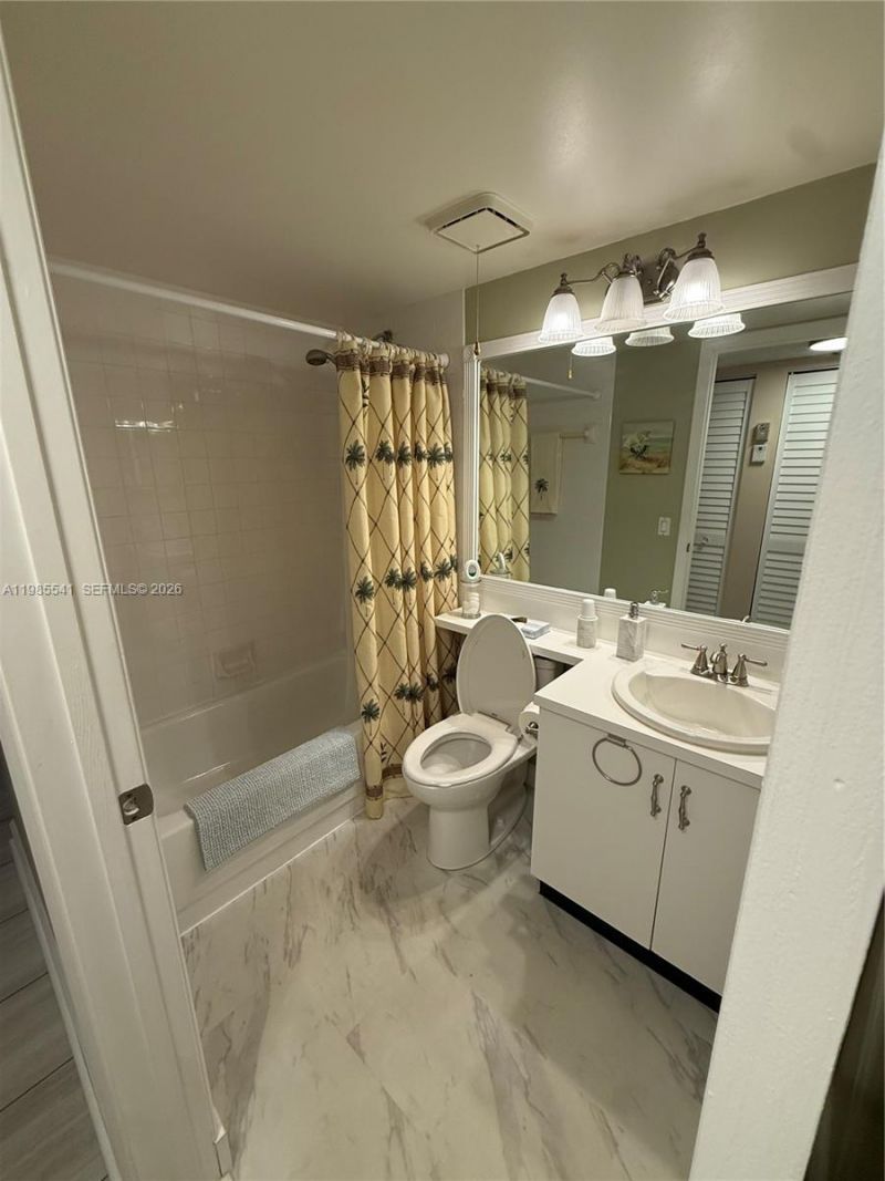 608 Waterside Dr , Unit 608, Hypoluxo, FL 33462 Photo