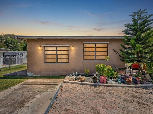 26672 SW 137th Ct, Miami, FL 33032