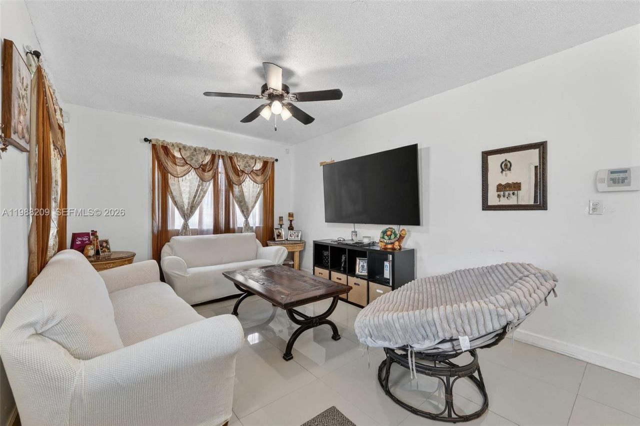 26672 SW 137th Ct, Miami, FL 33032 Photo