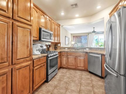 543 Heiler Way, Folsom, CA 95630 Photo