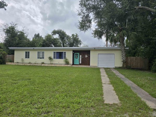 309 W Oak St, Perry, FL 32347