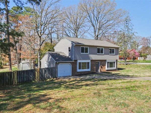 181 E Rexford Drive, Newport News, VA 23608