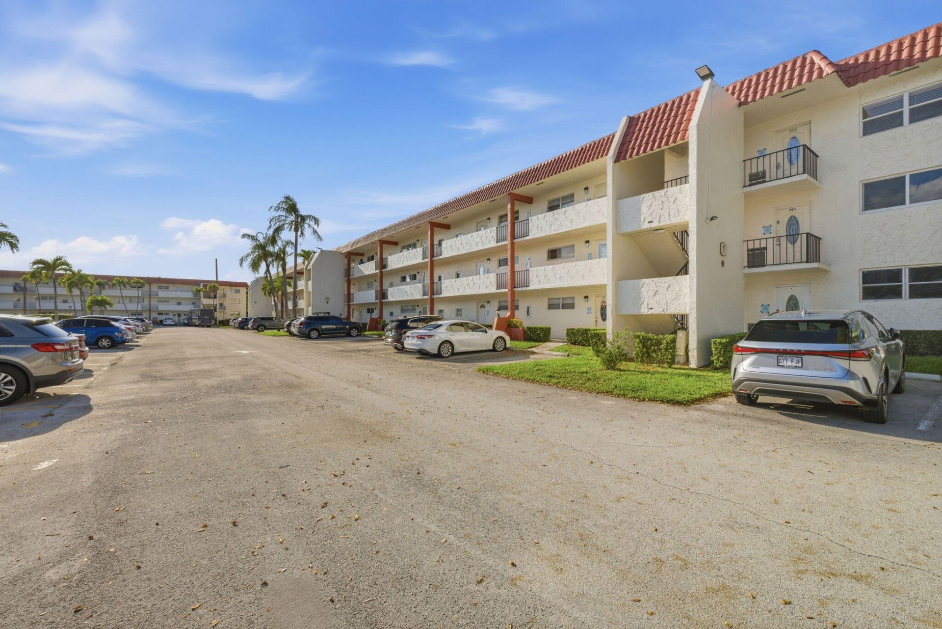 371 S Hollybrook Drive, Unit 308, Pembroke Pines, FL 33025 Photo