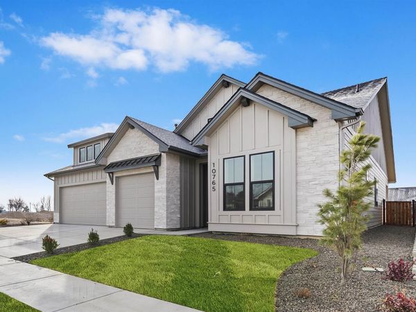 7082 W Newtown St, Eagle, ID 83616