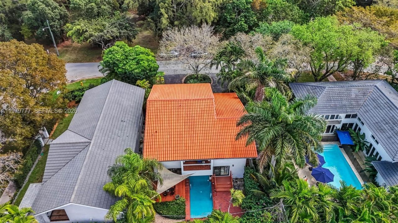 4950 San Amaro Dr, Coral Gables, FL 33146 Photo