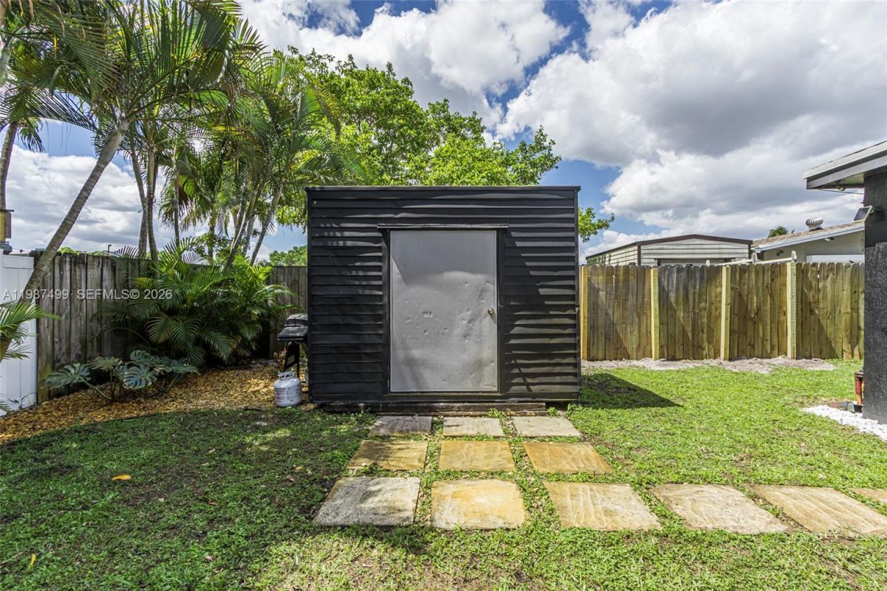 3460 SW 16th Ct, Fort Lauderdale, FL 33312 Photo