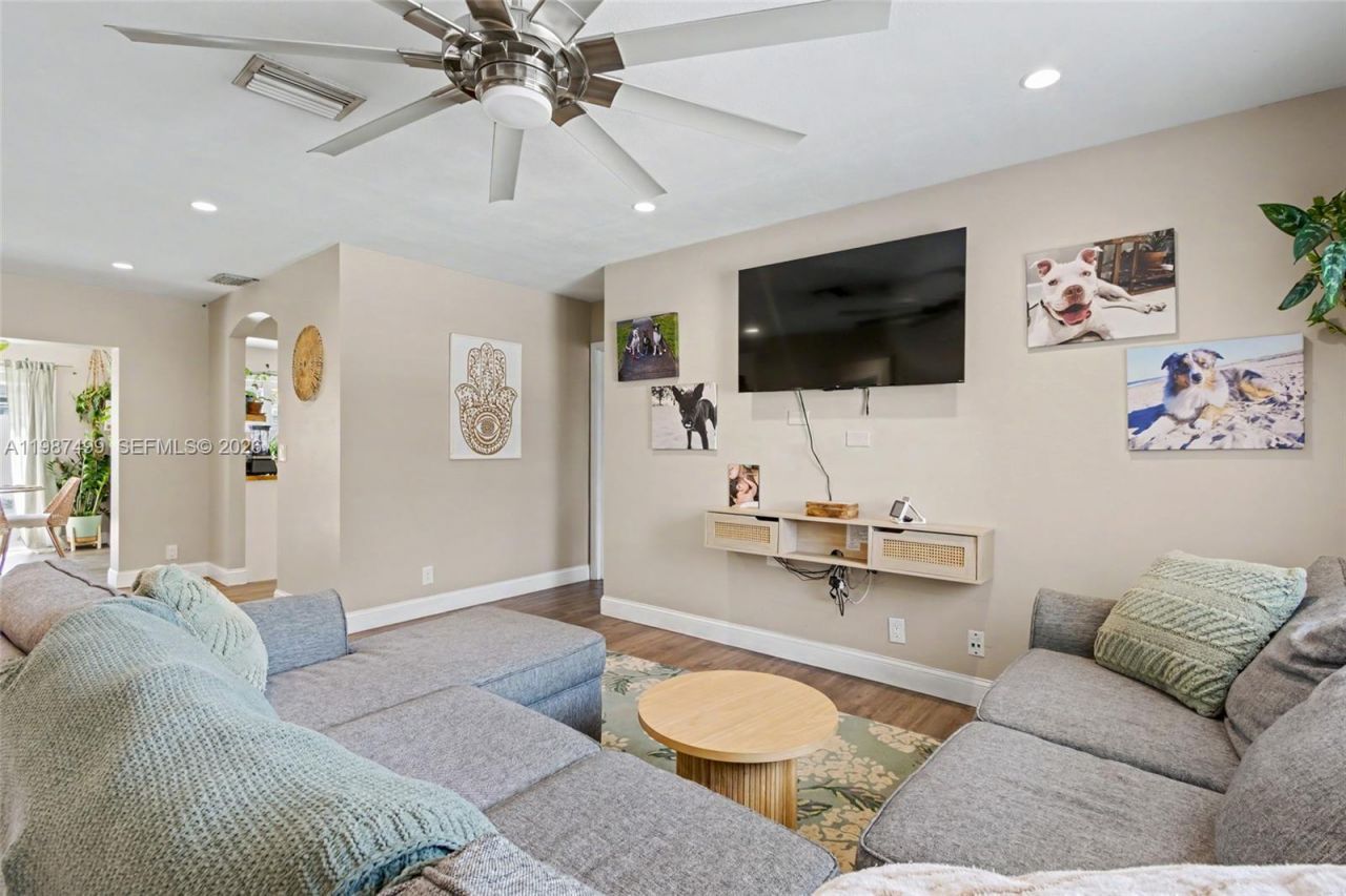 3460 SW 16th Ct, Fort Lauderdale, FL 33312 Photo