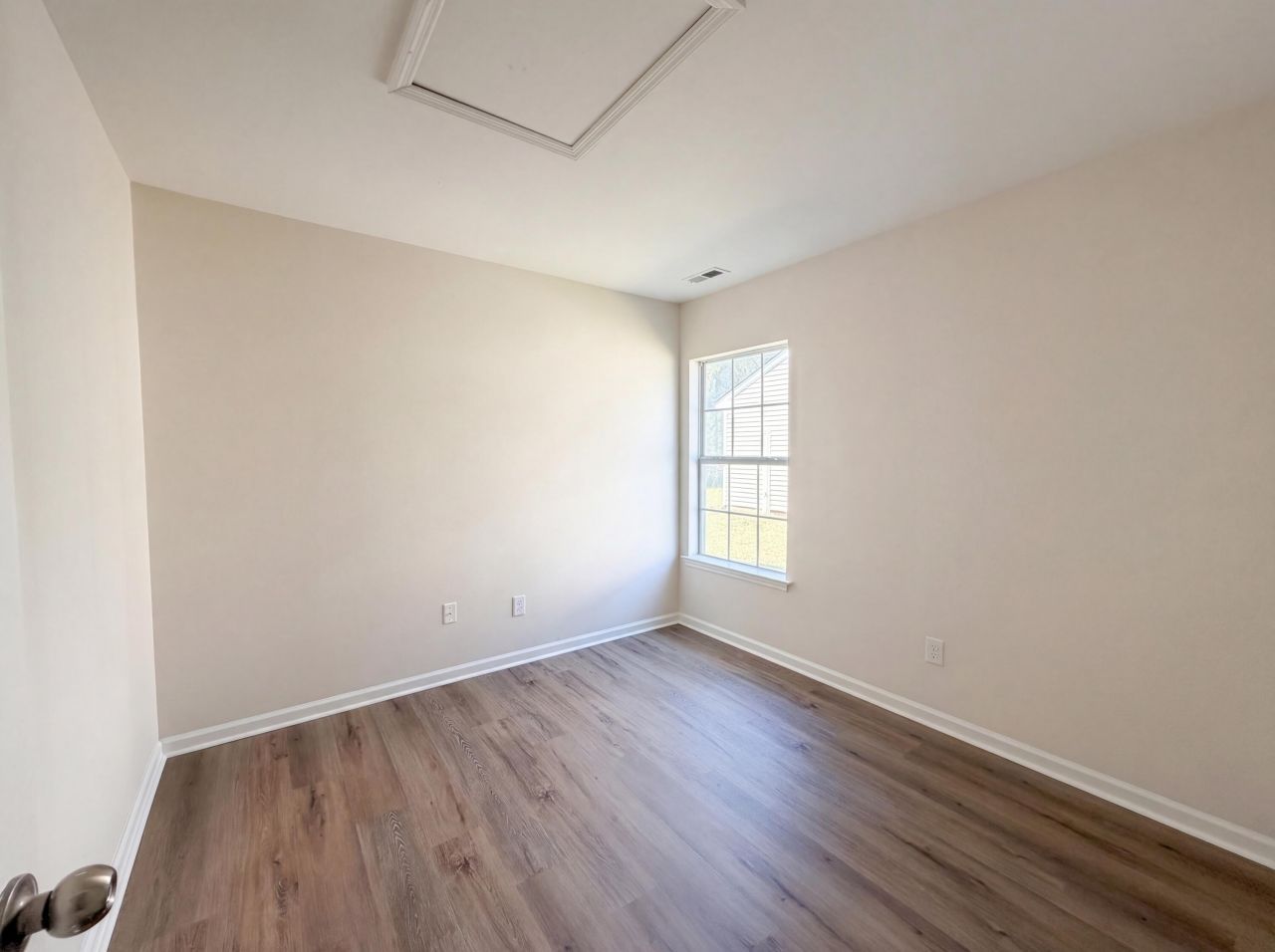 9794 Stockport Circle Photo 10