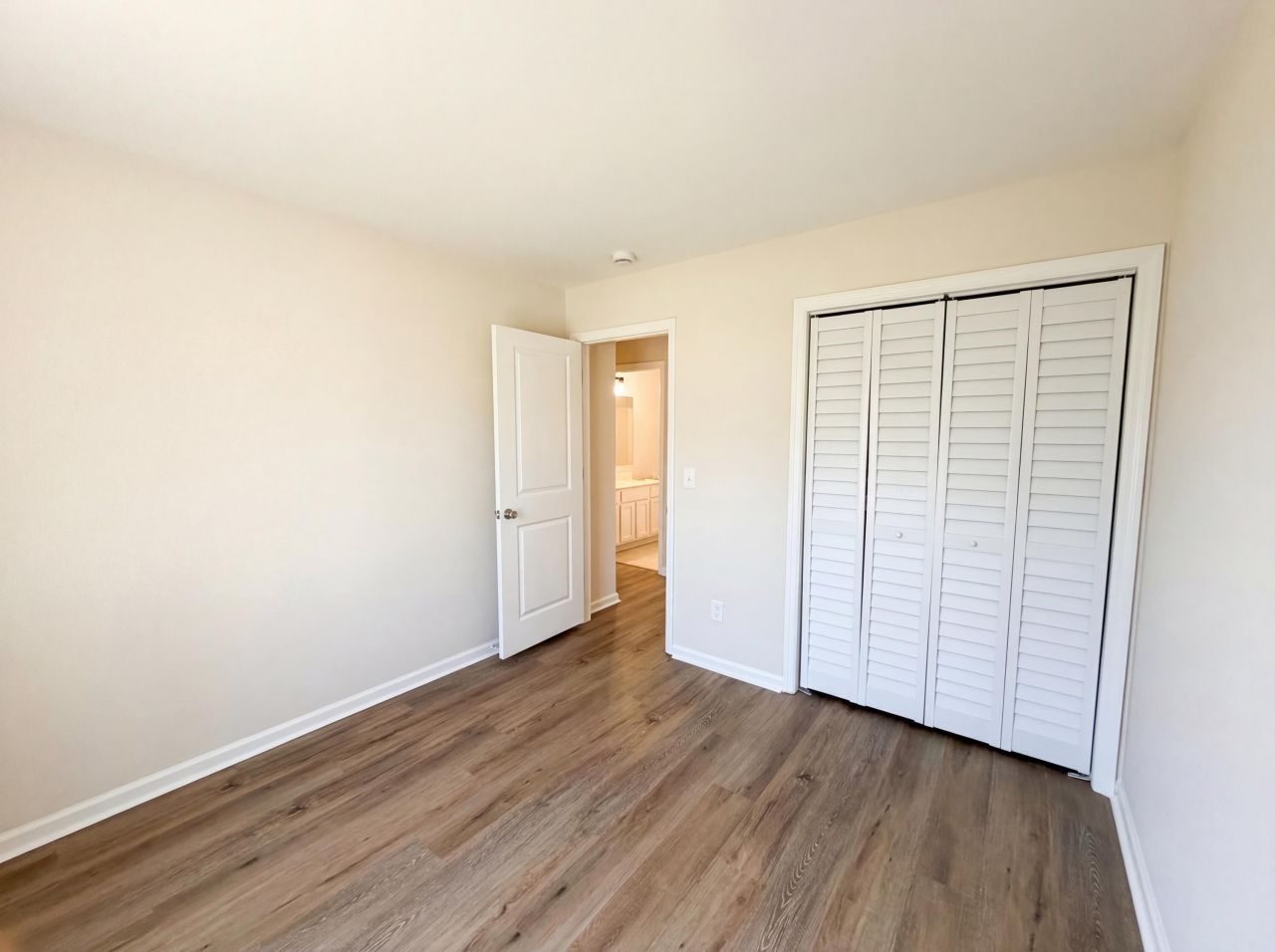 9794 Stockport Circle Photo 12