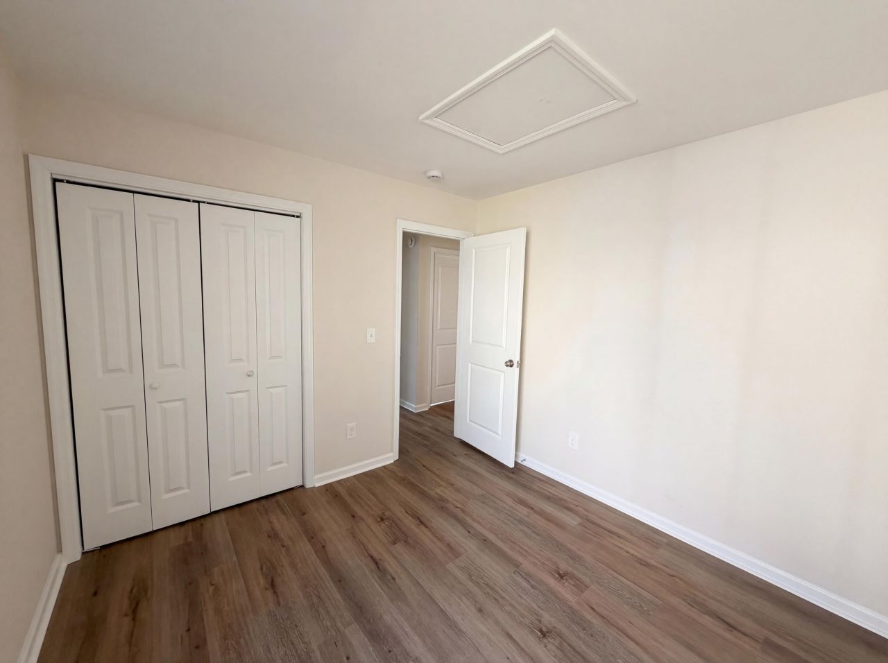 9794 Stockport Circle Photo 4