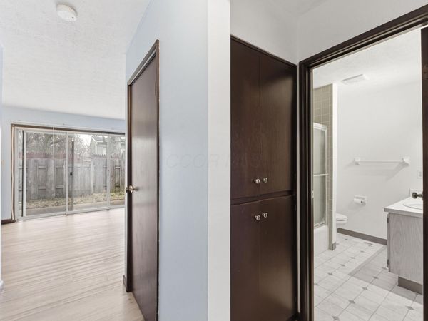 1213 Woodbrook Court, Unit 34, Columbus, OH 43223