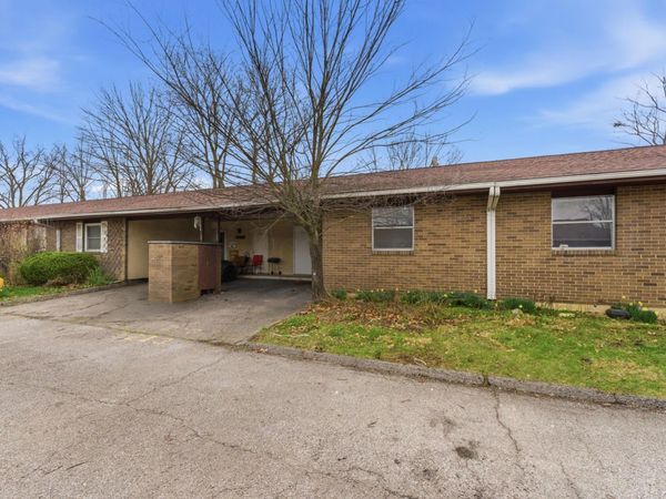 1213 Woodbrook Court , Unit 34, Columbus, OH 43223