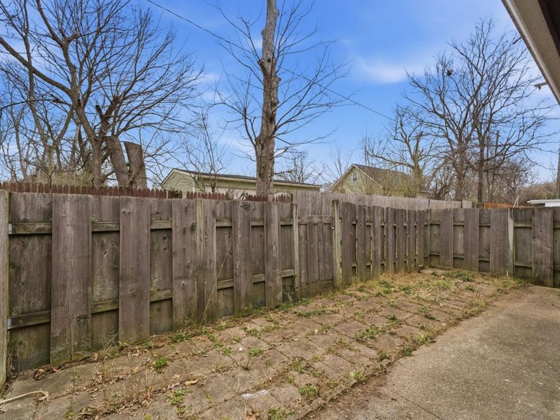 1213 Woodbrook Court, Unit 34, Columbus, OH 43223 Photo 21