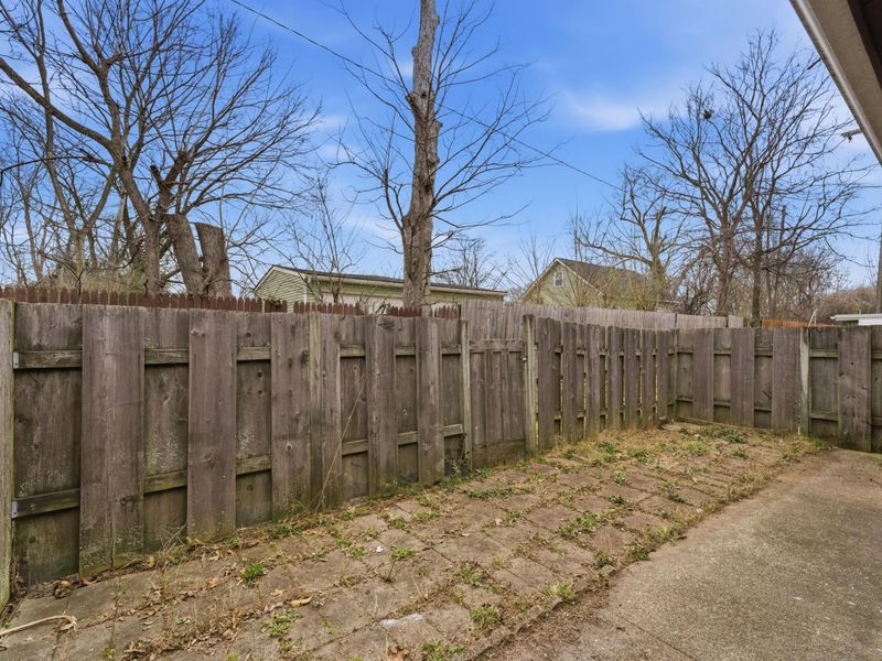 1213 Woodbrook Court, Unit 34, Columbus, OH 43223 Photo 22