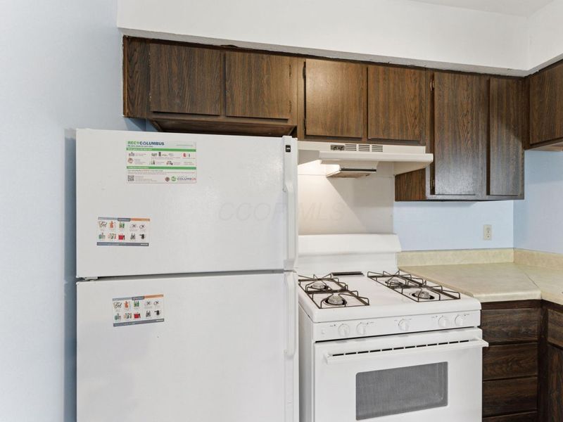 1213 Woodbrook Court, Unit 34, Columbus, OH 43223 Photo 7