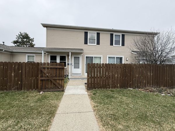 2884 Roundtree Boulevard, Unit Bldg 16, U, Ypsilanti, MI 48197