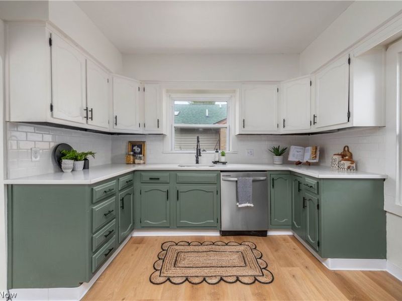 11775 Albion Road, North Royalton, OH 44133 Photo 2