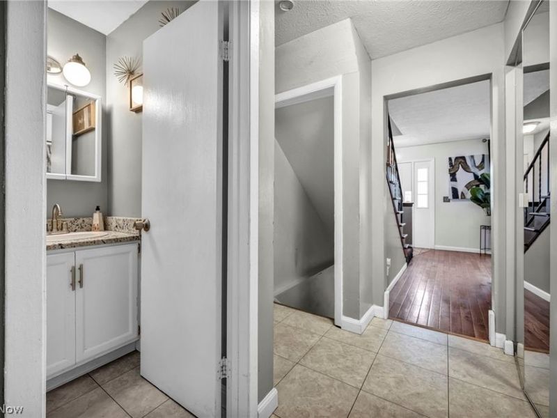 13800 Milo Road, Garfield Heights, OH 44125 Photo 21