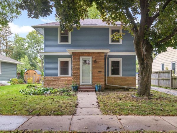 762 Lexington Parkway S, Saint Paul, MN 55116