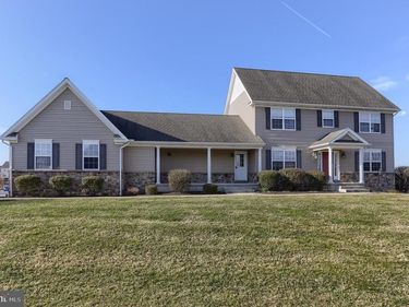 1920 PRESERVE LANE, PALMYRA, PA 17078