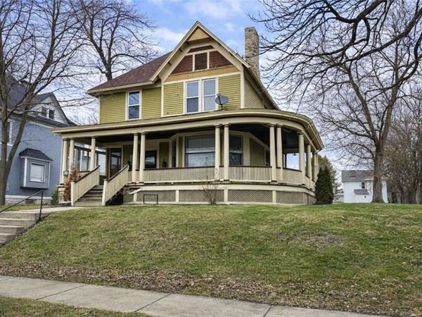 305 E Lincoln Ave, New Castle, PA 16101