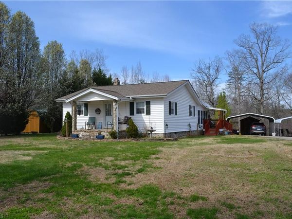 1045 Hub Justice Road, Pine Hall, NC 27042