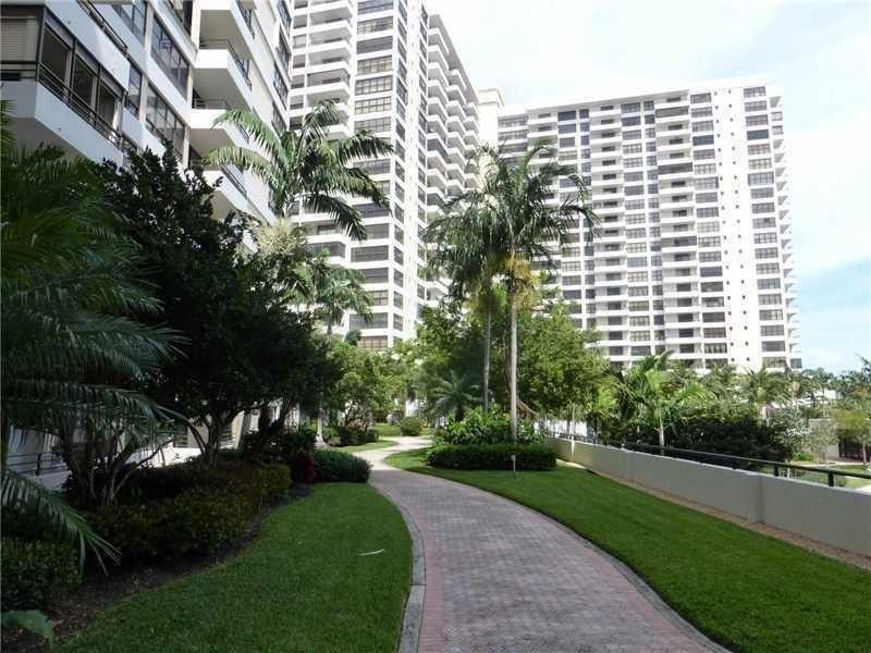 500 Three Islands Boulevard, Unit L15, Hallandale Beach, FL 33009 Photo