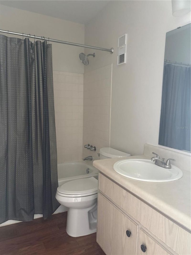 204 Pompano Drive Se, Unit D, Saint Petersburg, FL 33705 Photo