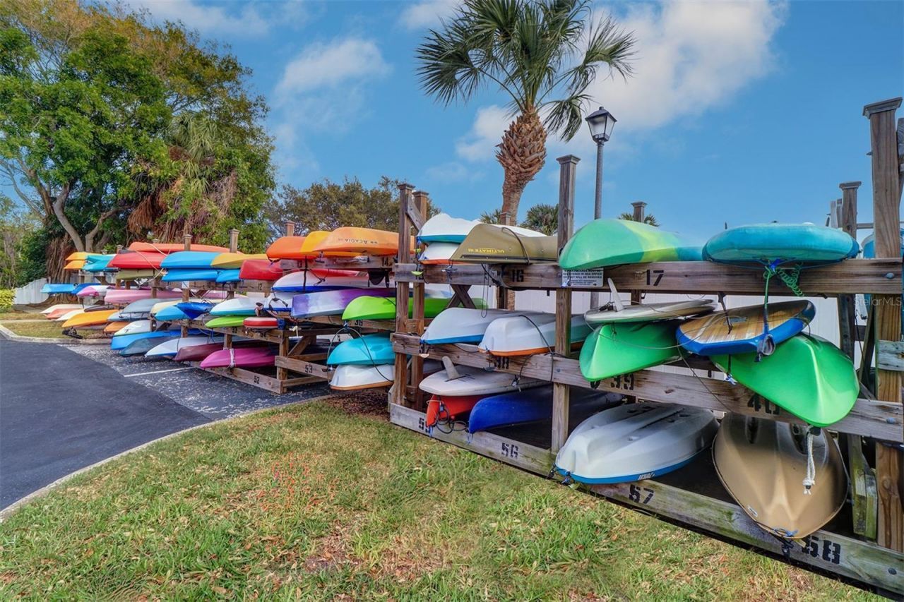 204 Pompano Drive Se, Unit D, Saint Petersburg, FL 33705 Photo