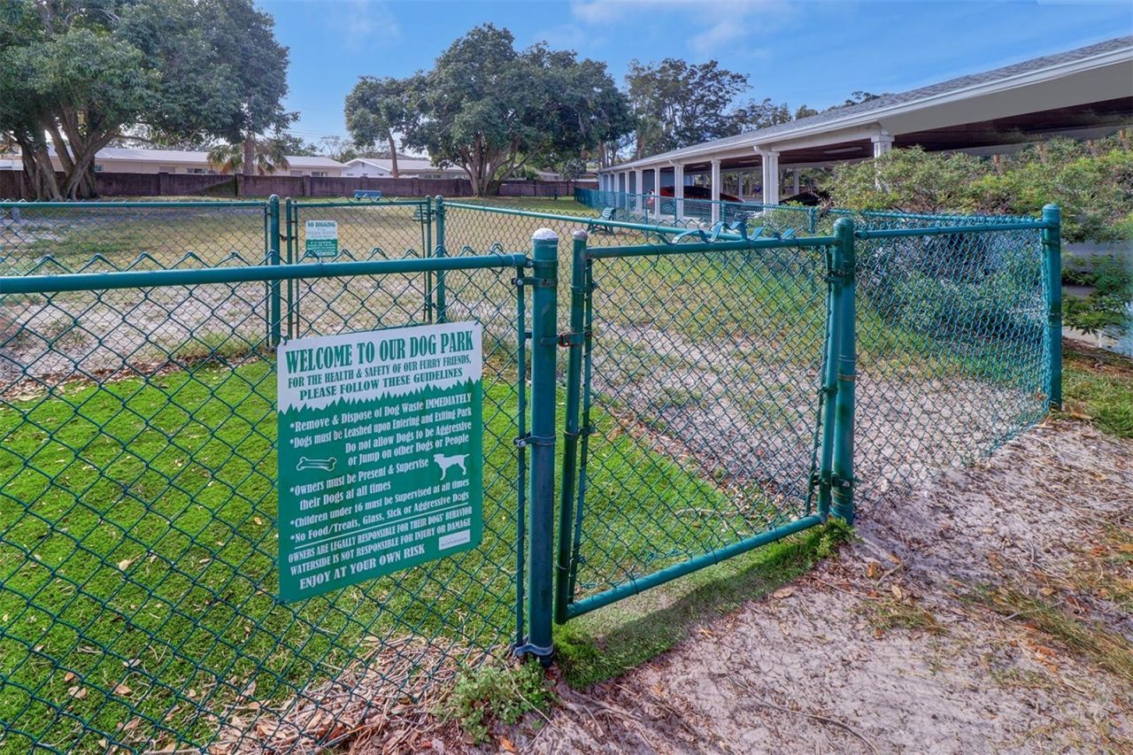 204 Pompano Drive Se, Unit D, Saint Petersburg, FL 33705 Photo