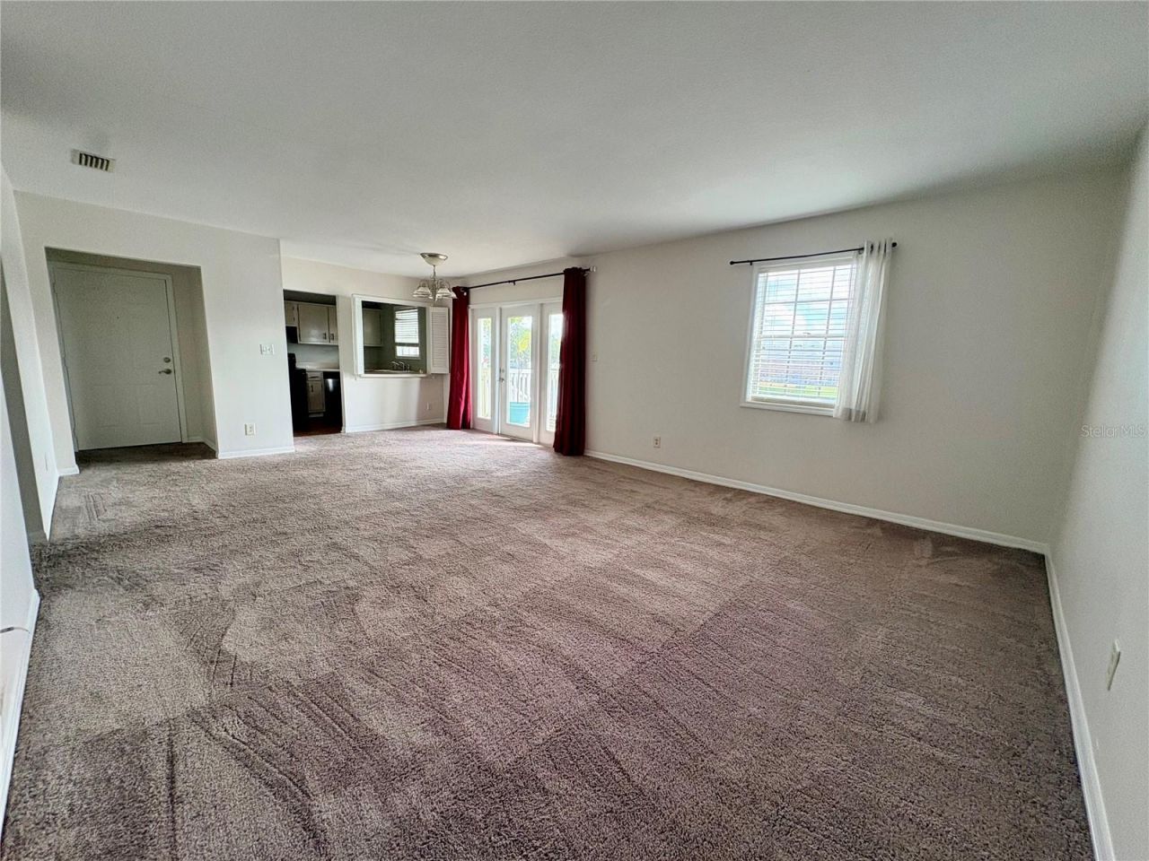 204 Pompano Drive Se, Unit D, Saint Petersburg, FL 33705 Photo