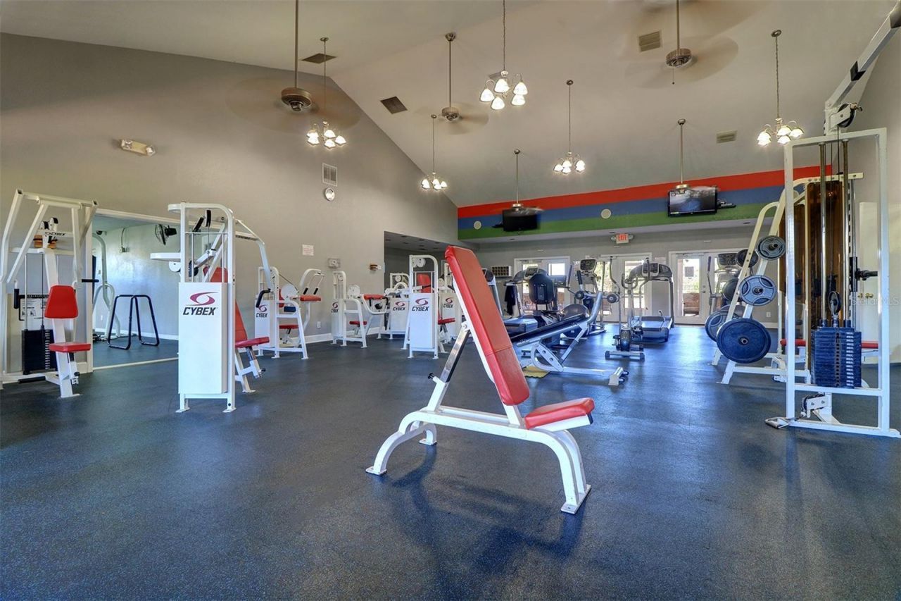 204 Pompano Drive Se, Unit D, Saint Petersburg, FL 33705 Photo